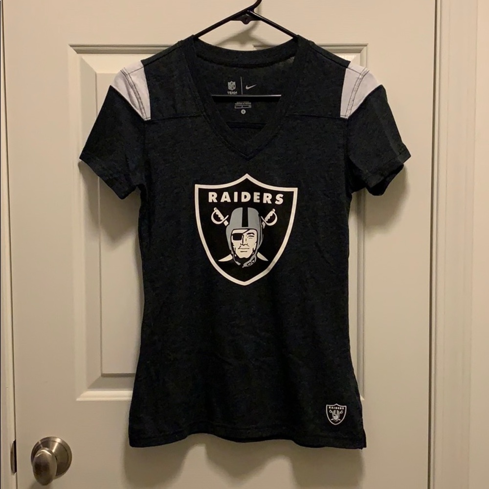 🌺 Team Apparel Raiders Gear